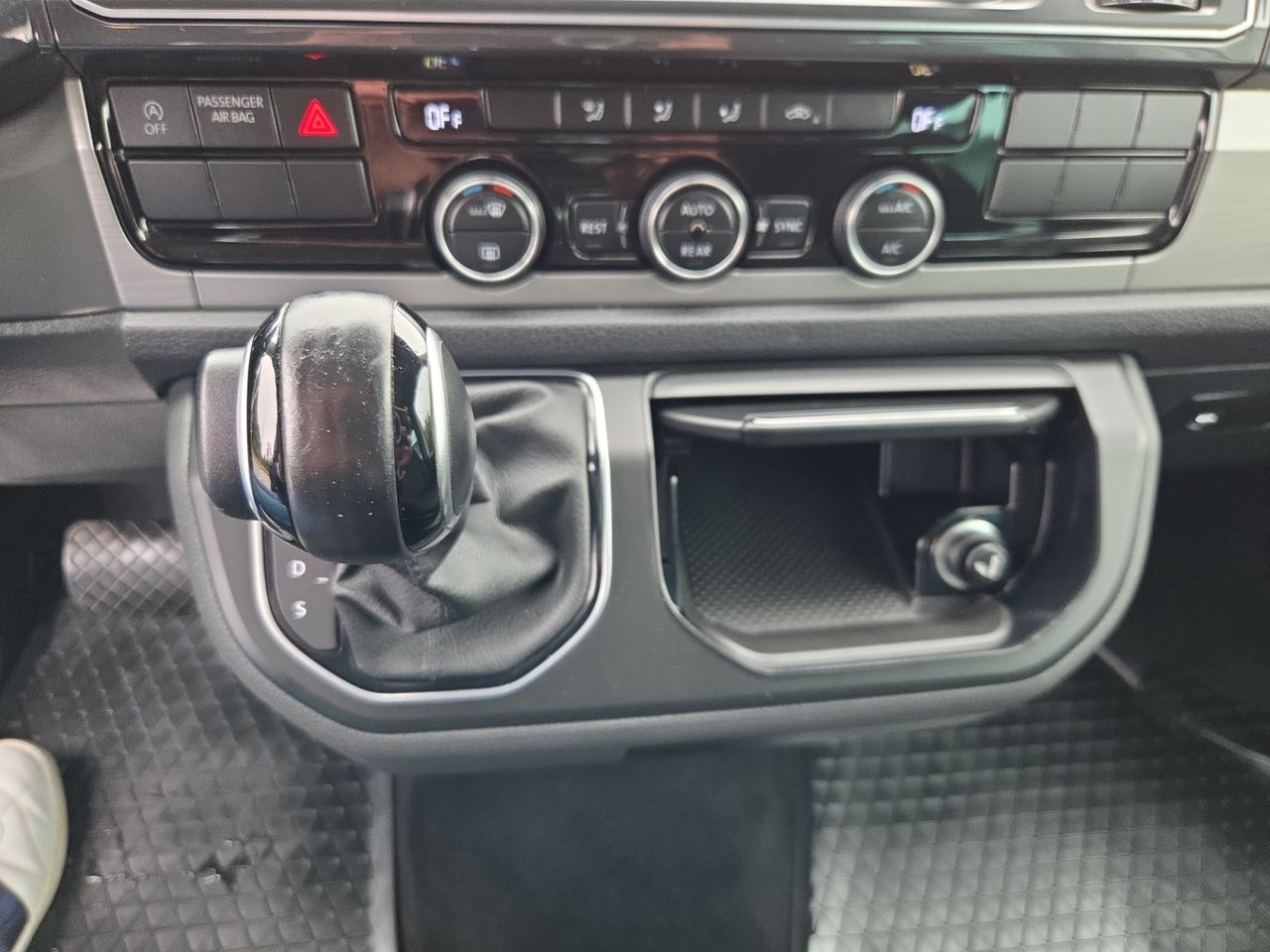 Volkswagen California SG BEACH 2.0 TDI 150 CV AT 7 - Foto 2
