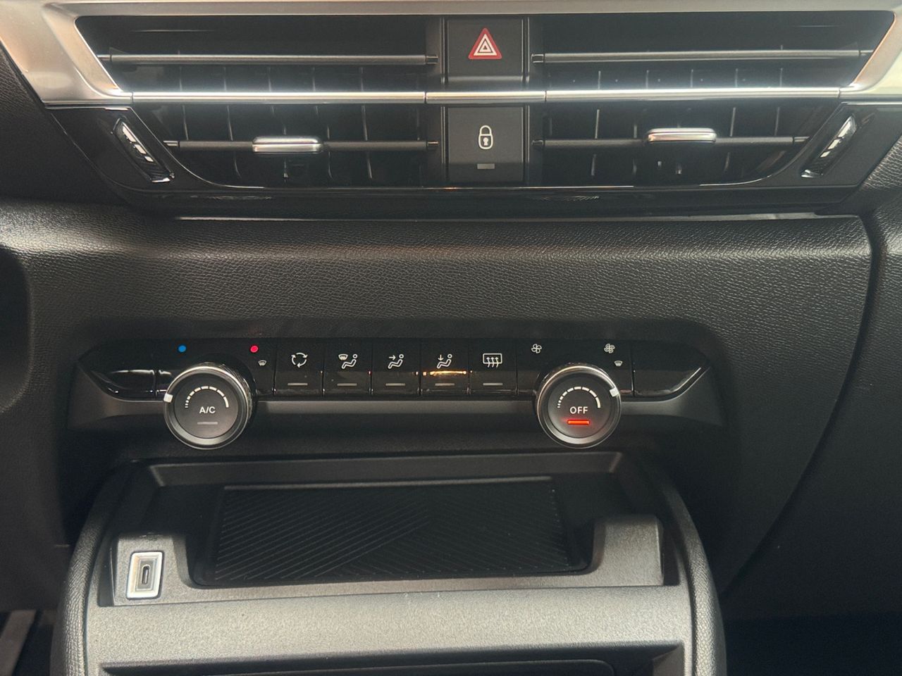 Citroën C4 BLUE HDI 110 CV LIVE PACK - Foto 2