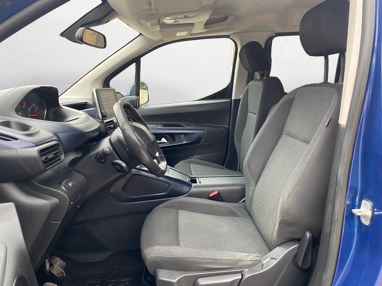 Peugeot Rifter ALLURE PACK BLUE HDI 130 CV - Foto 2