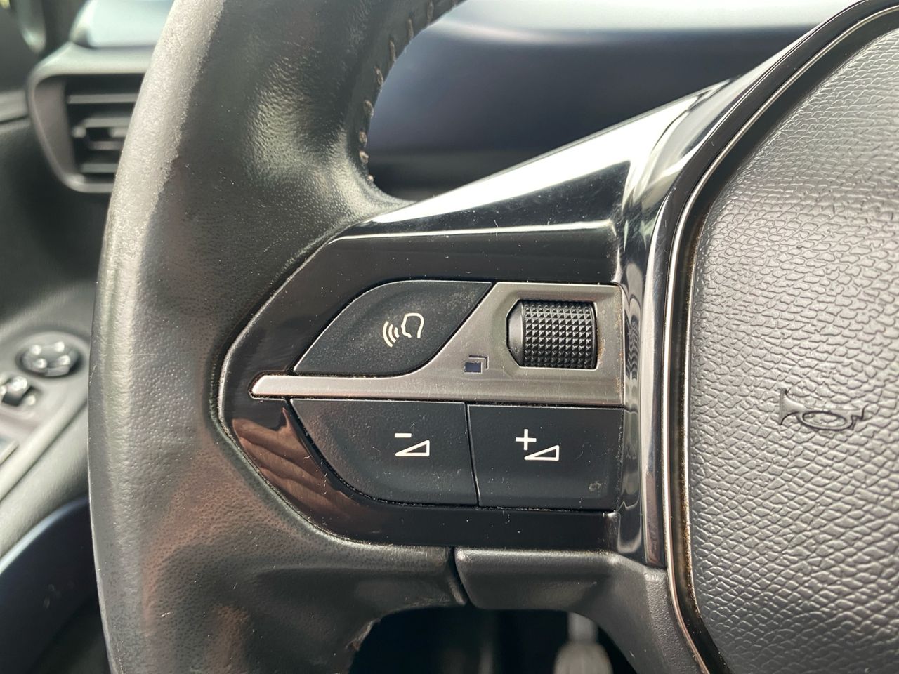 Peugeot Rifter ALLURE PACK BLUE HDI 130 CV - Foto 2