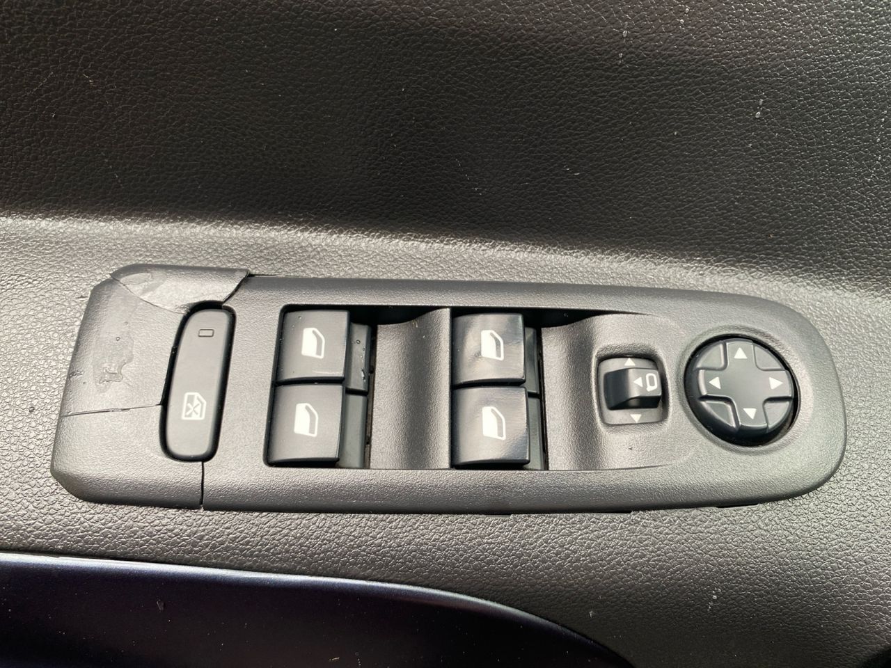 Peugeot Rifter ALLURE PACK BLUE HDI 130 CV - Foto 2