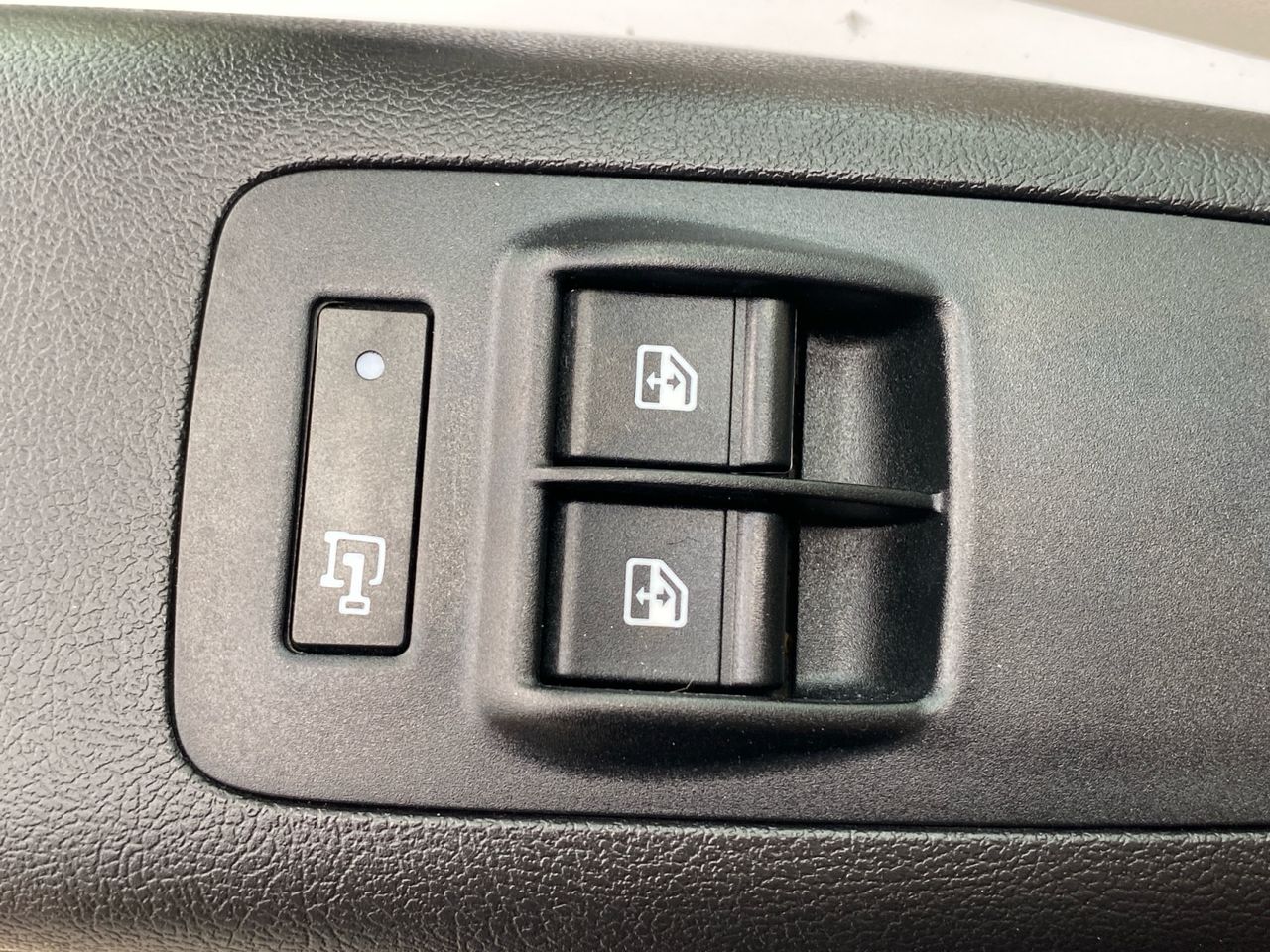 Peugeot Boxer FG 333 L2 H2 BLUE HDI 140 CV - Foto 2