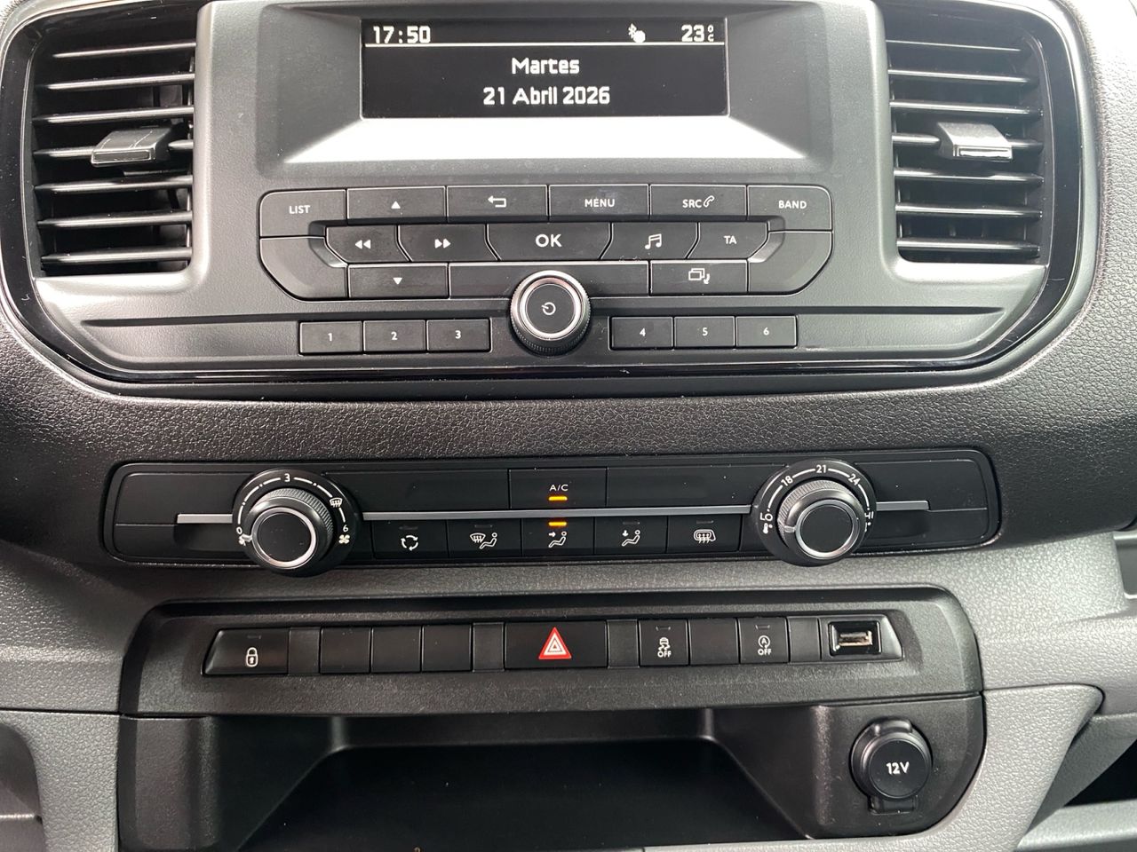 Citroën Jumpy DOBLE CABINA ECO TALLA XL BLUE HDI 120 CV - Foto 2