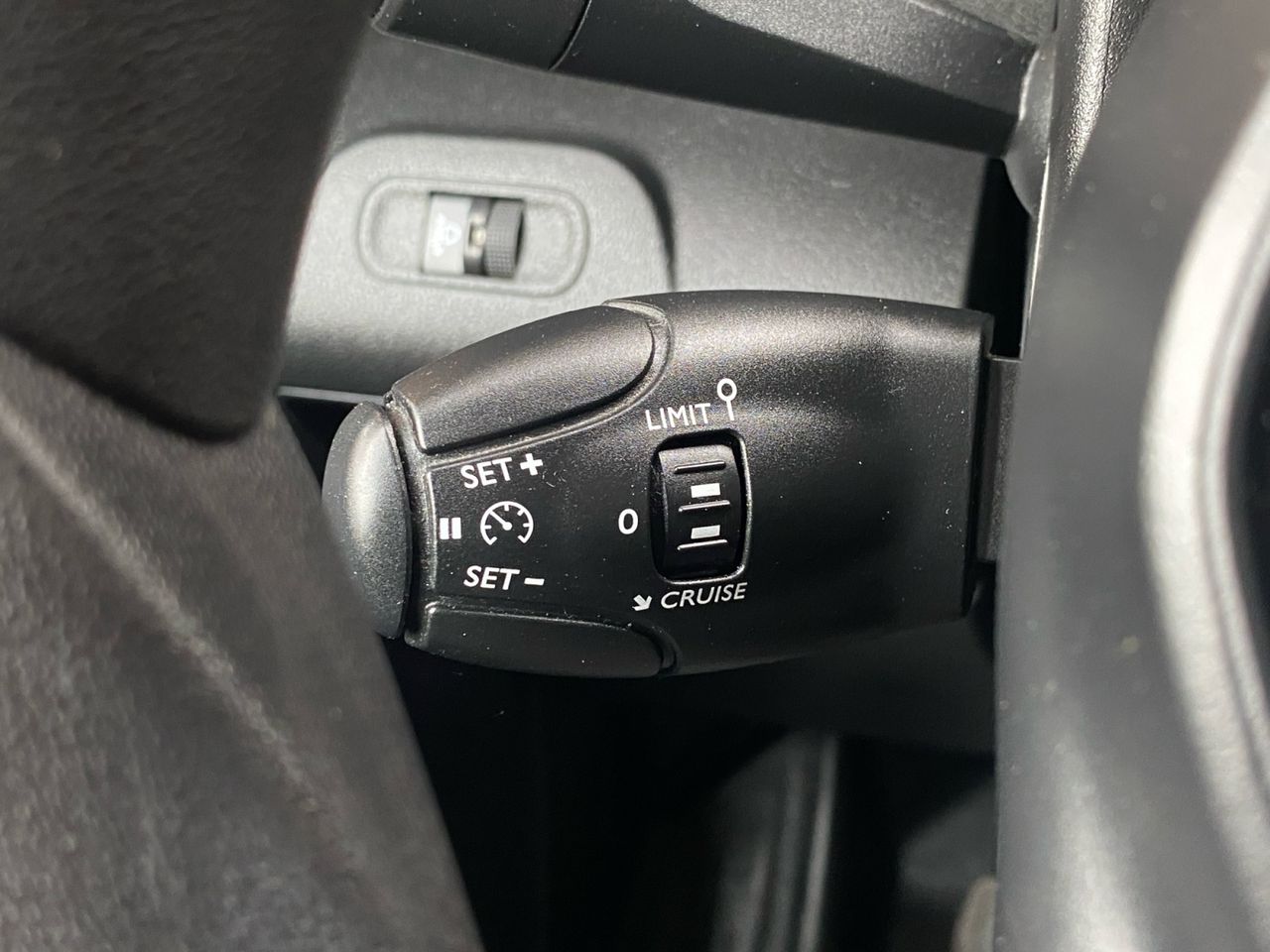 Peugeot Partner PRO STANDARD 600 KG BLUE HDI 100 CV - Foto 2