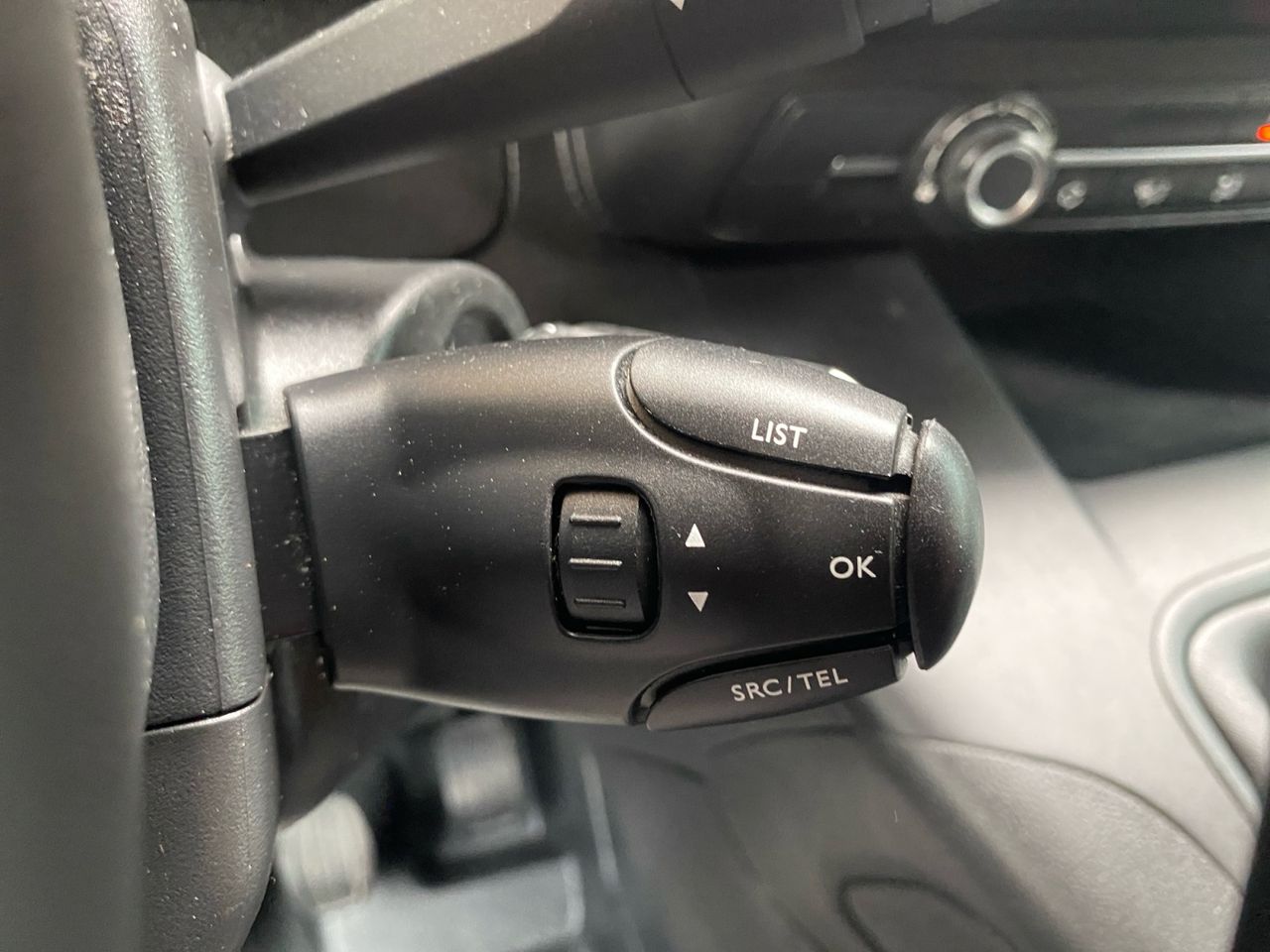 Peugeot Partner PRO STANDARD 600 KG BLUE HDI 100 CV - Foto 2