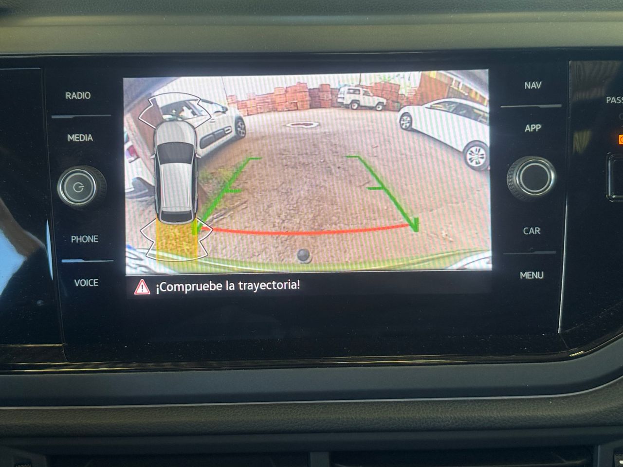 Volkswagen Taigo R LINE 1.0 TSI 81 KW 110 CV DSG - Foto 2