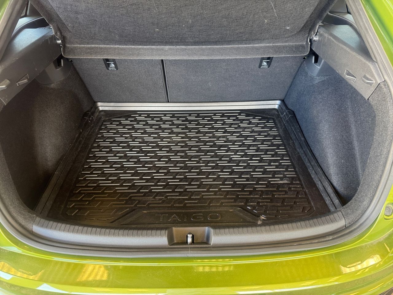 Volkswagen Taigo R LINE 1.0 TSI 81 KW 110 CV DSG - Foto 2