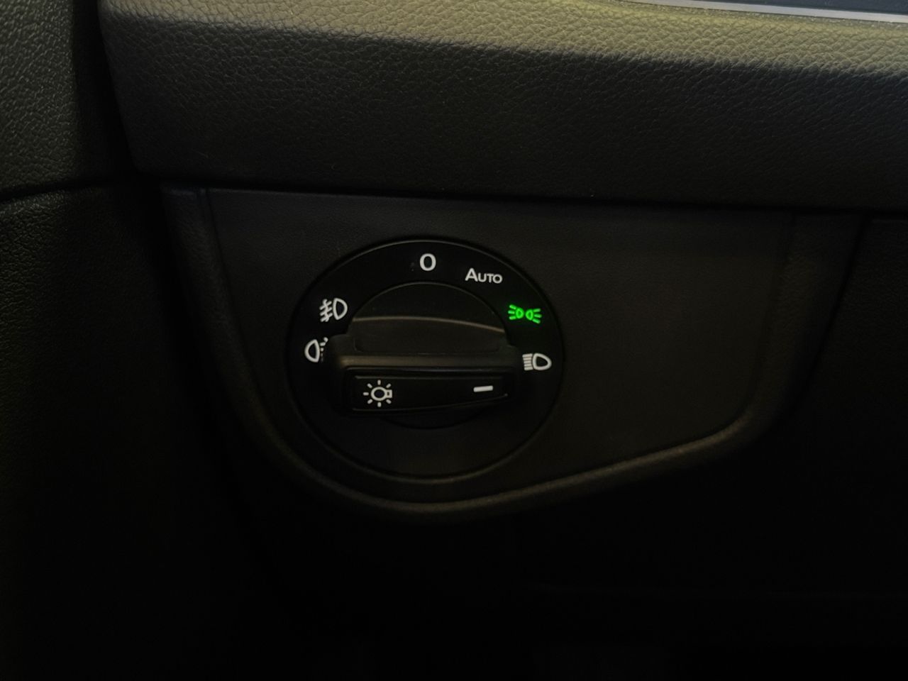 Volkswagen Taigo R LINE 1.0 TSI 81 KW 110 CV DSG - Foto 2