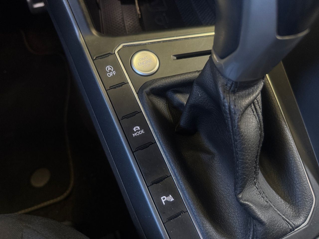 Volkswagen Taigo R LINE 1.0 TSI 81 KW 110 CV DSG - Foto 2