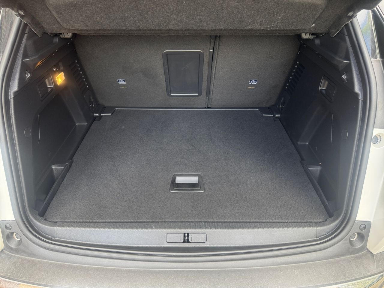 Peugeot 3008 ALLURE PACK BLUE HDI 130 CV EAT8 - Foto 2