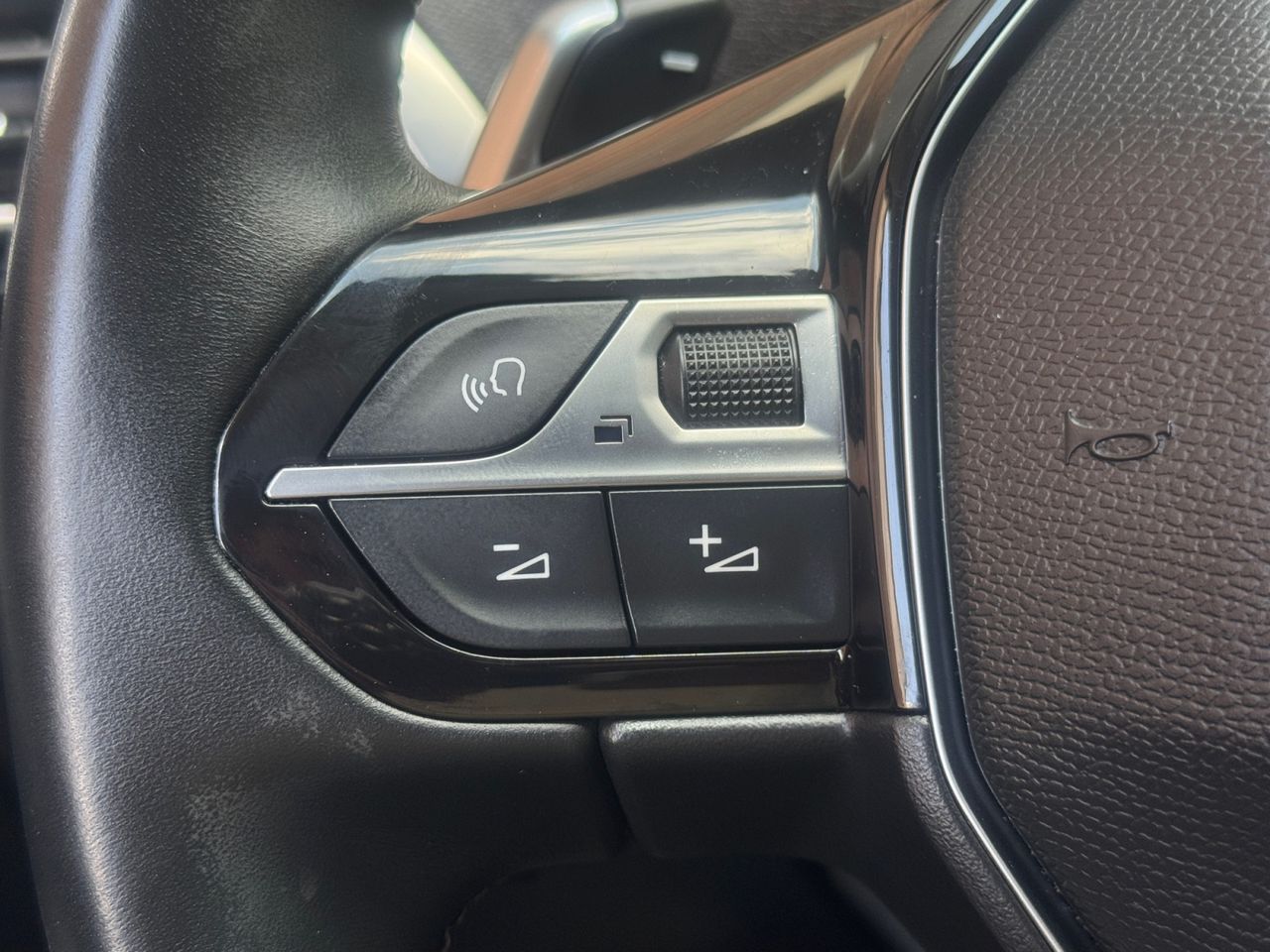 Peugeot 3008 ALLURE PACK BLUE HDI 130 CV EAT8 - Foto 2