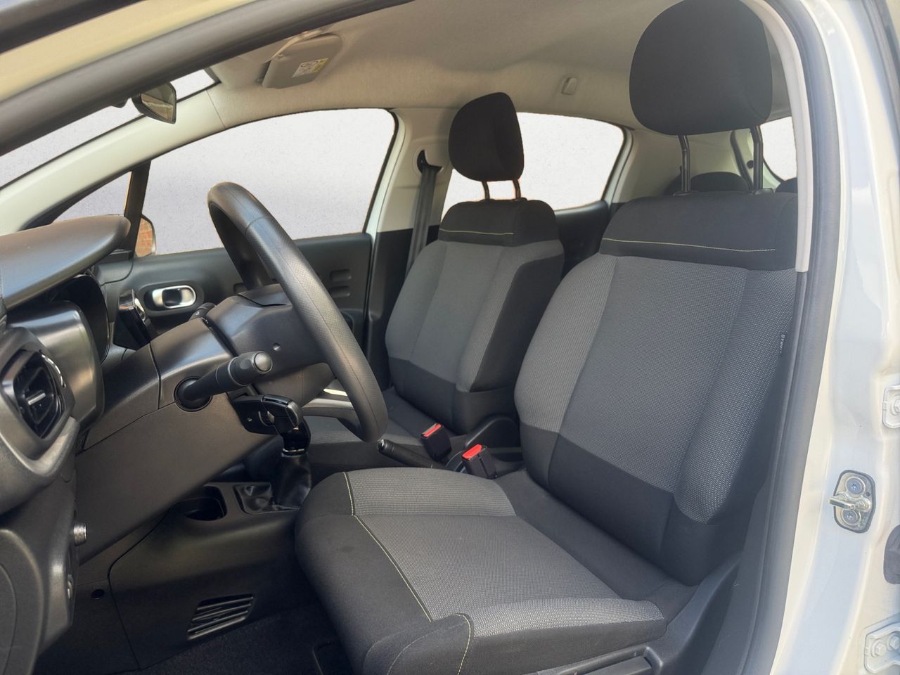 Citroën C3 PURE TECH 83 CV FEEL - Foto 2