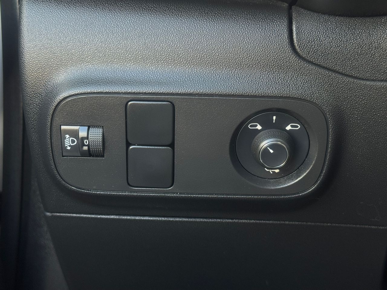 Citroën C3 PURE TECH 83 CV FEEL - Foto 2