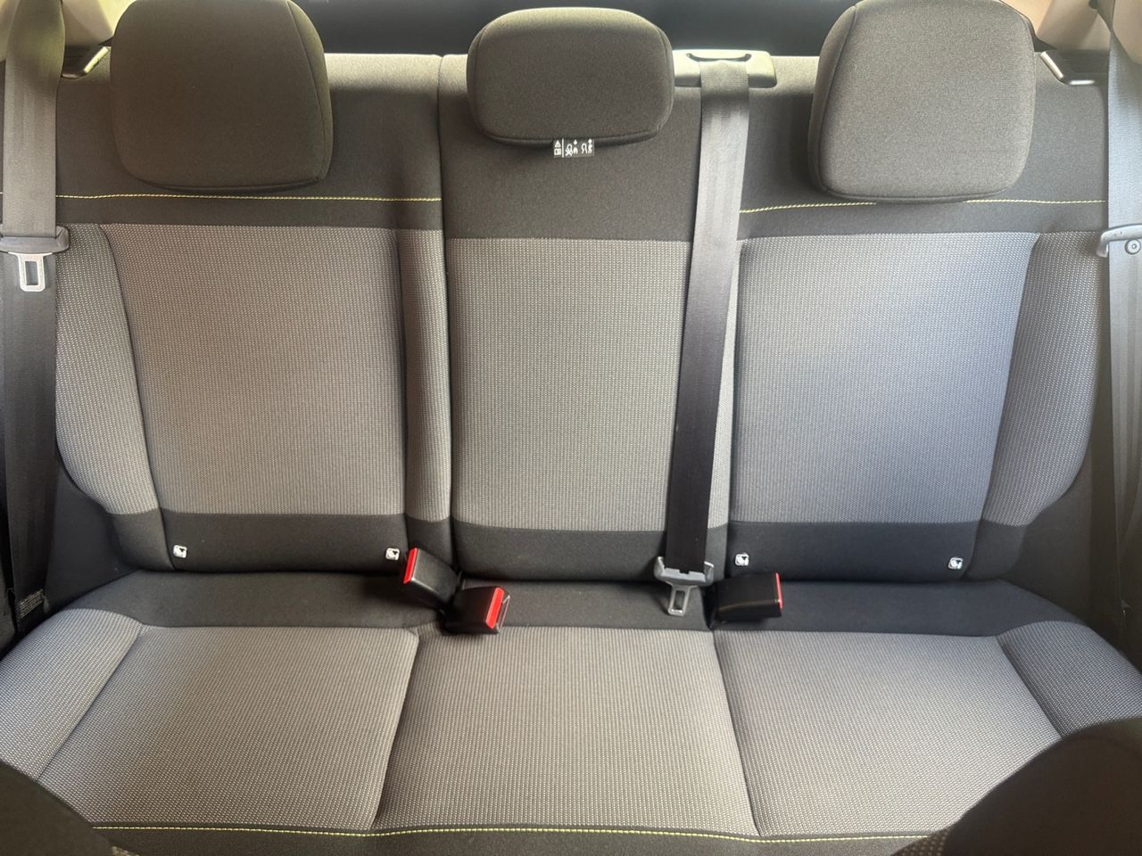 Citroën C3 PURE TECH 83 CV FEEL - Foto 2