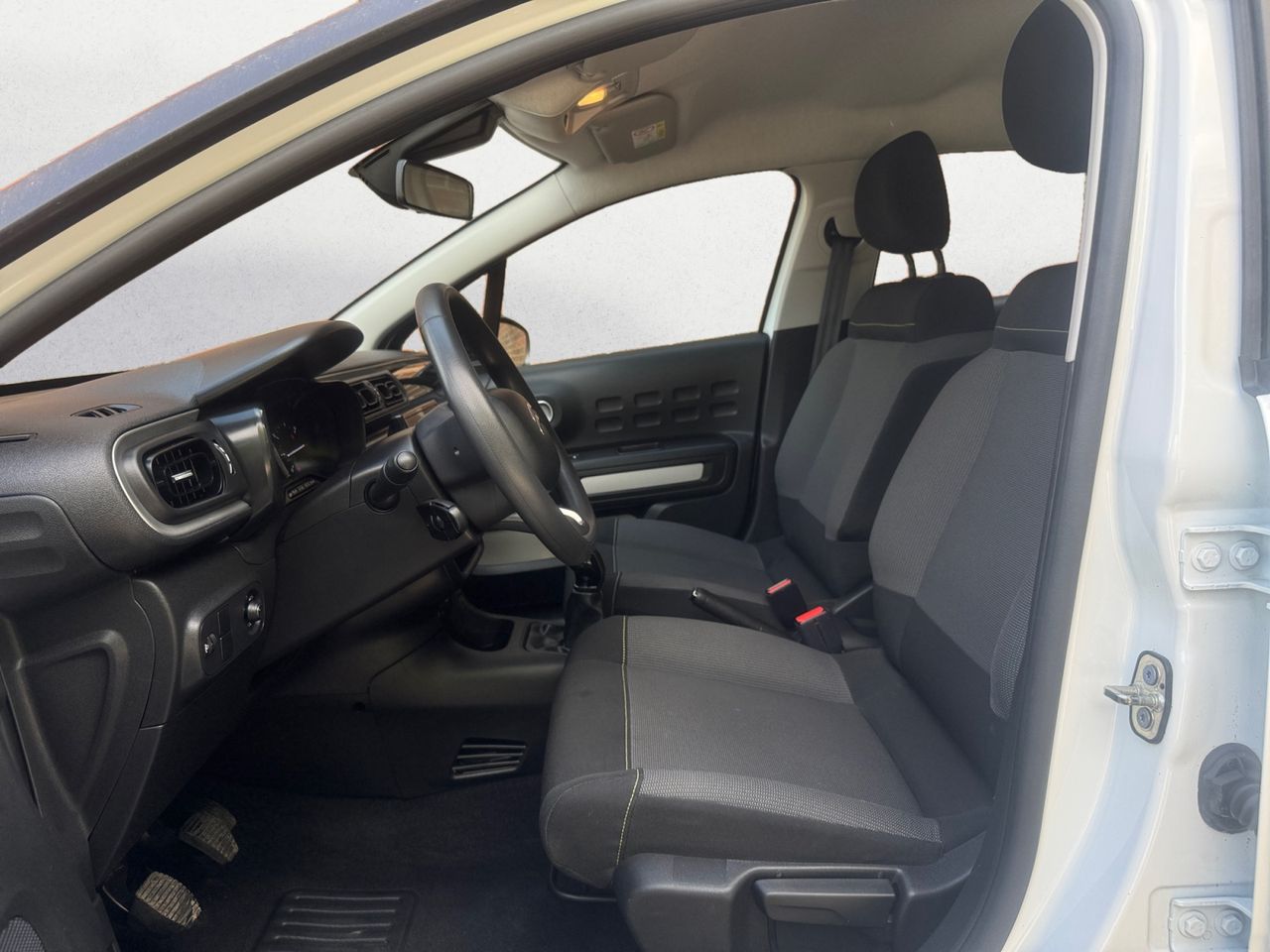 Citroën C3 PURE TECH 83 CV FEEL - Foto 2