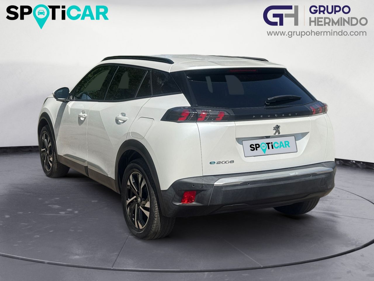 Peugeot e-2008 ALLURE PACK ELECTRICO 136 CV - Foto 2