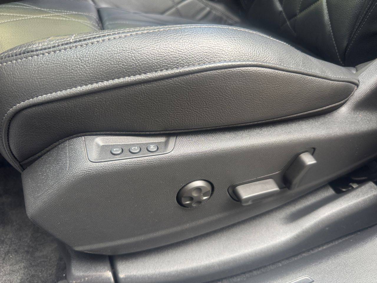 DS DS 7 Crossback E TENSE 225 LIGNE NOIRE - Foto 2