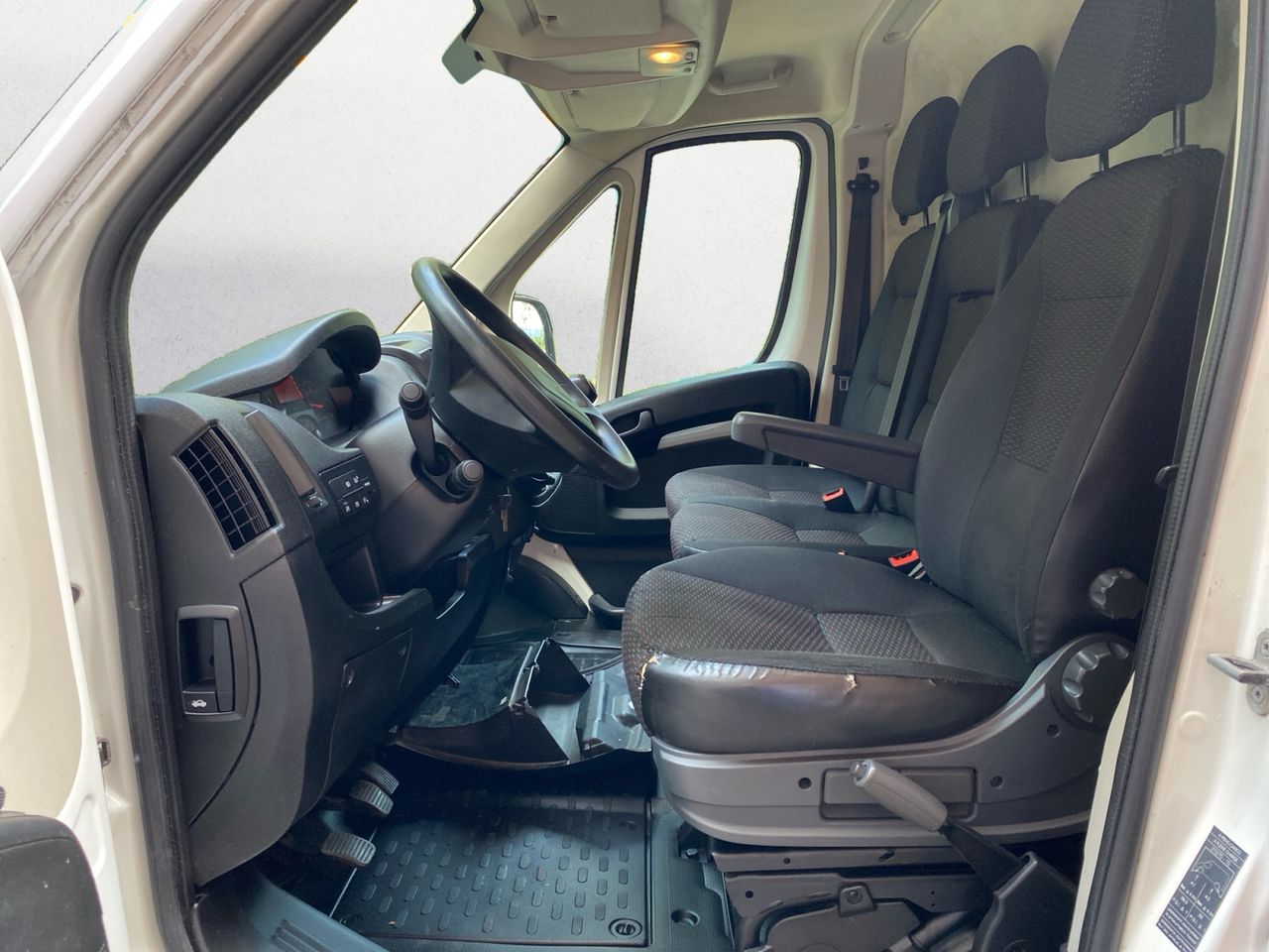 Peugeot Boxer FG PACK 333 L2 H2 BLUE HDI 140 CV - Foto 2