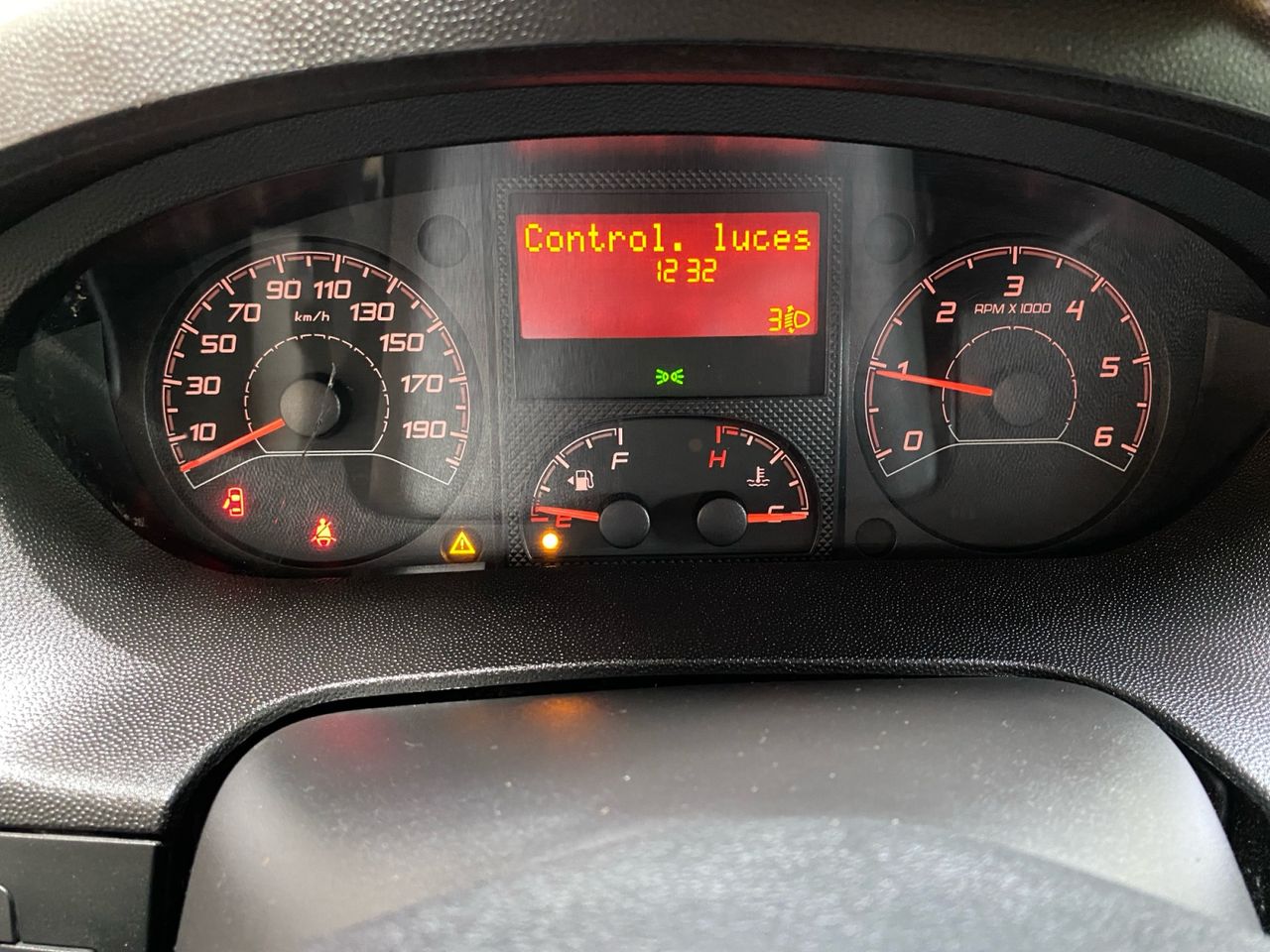 Peugeot Boxer FG PACK 333 L2 H2 BLUE HDI 140 CV - Foto 2