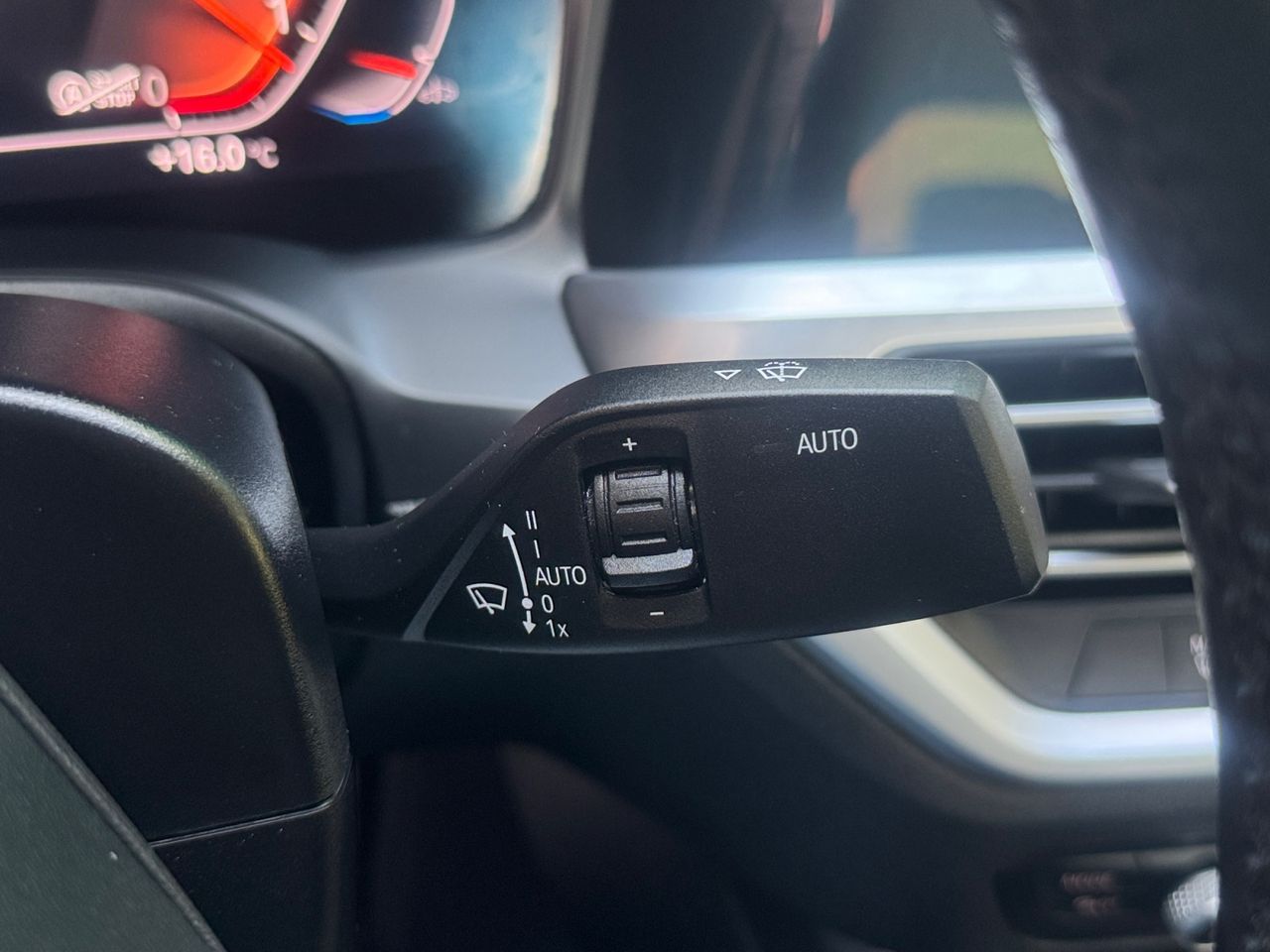 BMW Serie 3 318dA SPORT - Foto 2