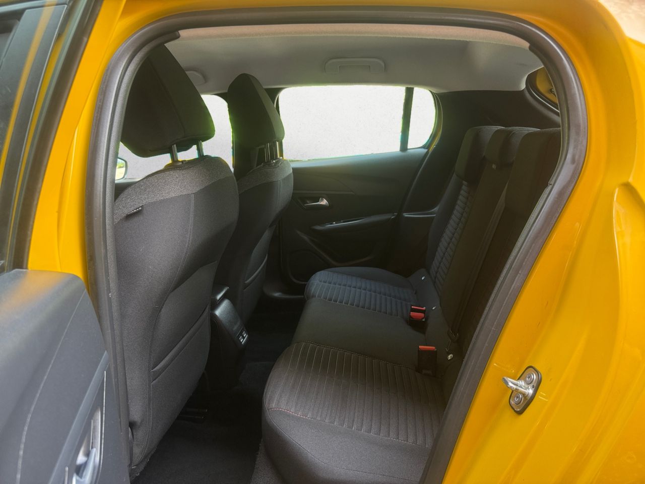 Peugeot e-208 ACTIVE PACK ELECTRICO - Foto 2