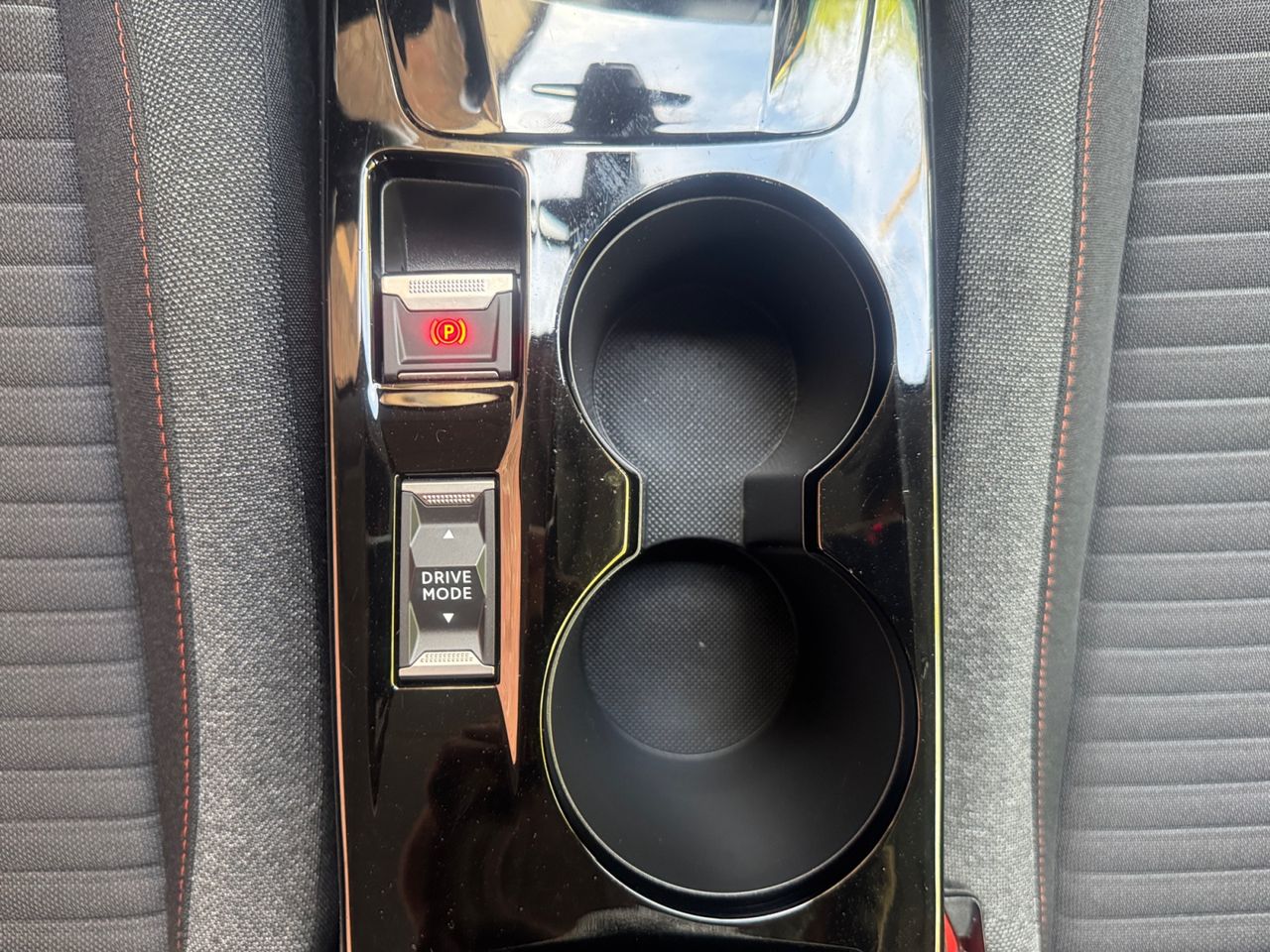 Peugeot e-208 ACTIVE PACK ELECTRICO - Foto 2