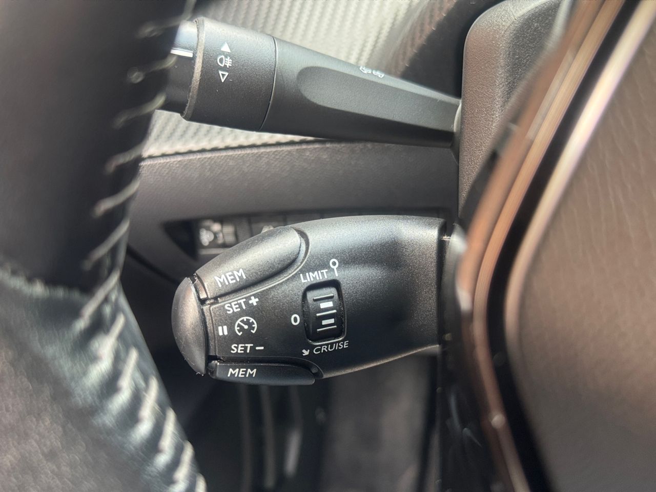 Peugeot e-208 ACTIVE PACK ELECTRICO - Foto 2