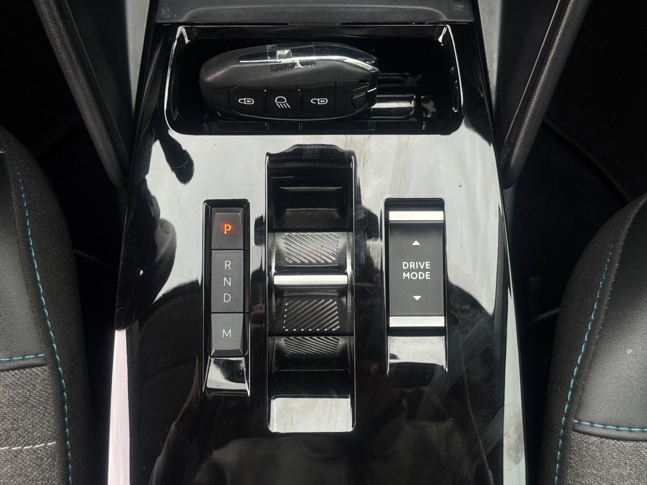 Citroën C4 BLUE HDI 130 CV EAT8 FEEL PACK - Foto 2