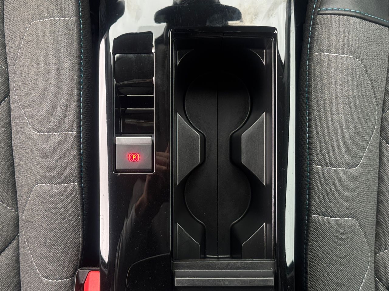 Citroën C4 BLUE HDI 130 CV EAT8 FEEL PACK - Foto 2