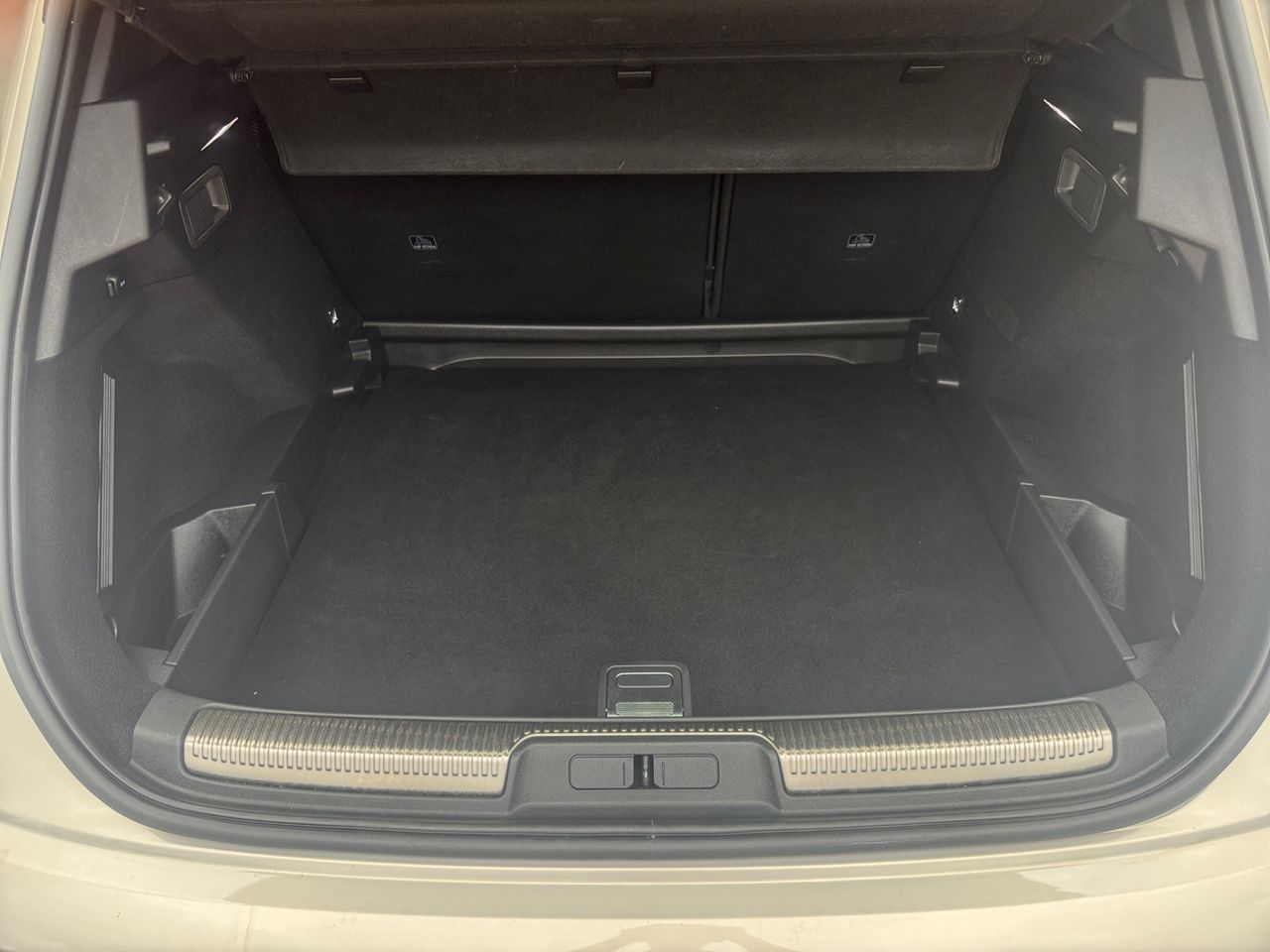 DS DS 7 Crossback E TENSE 225 LIGNE NOIRE - Foto 2