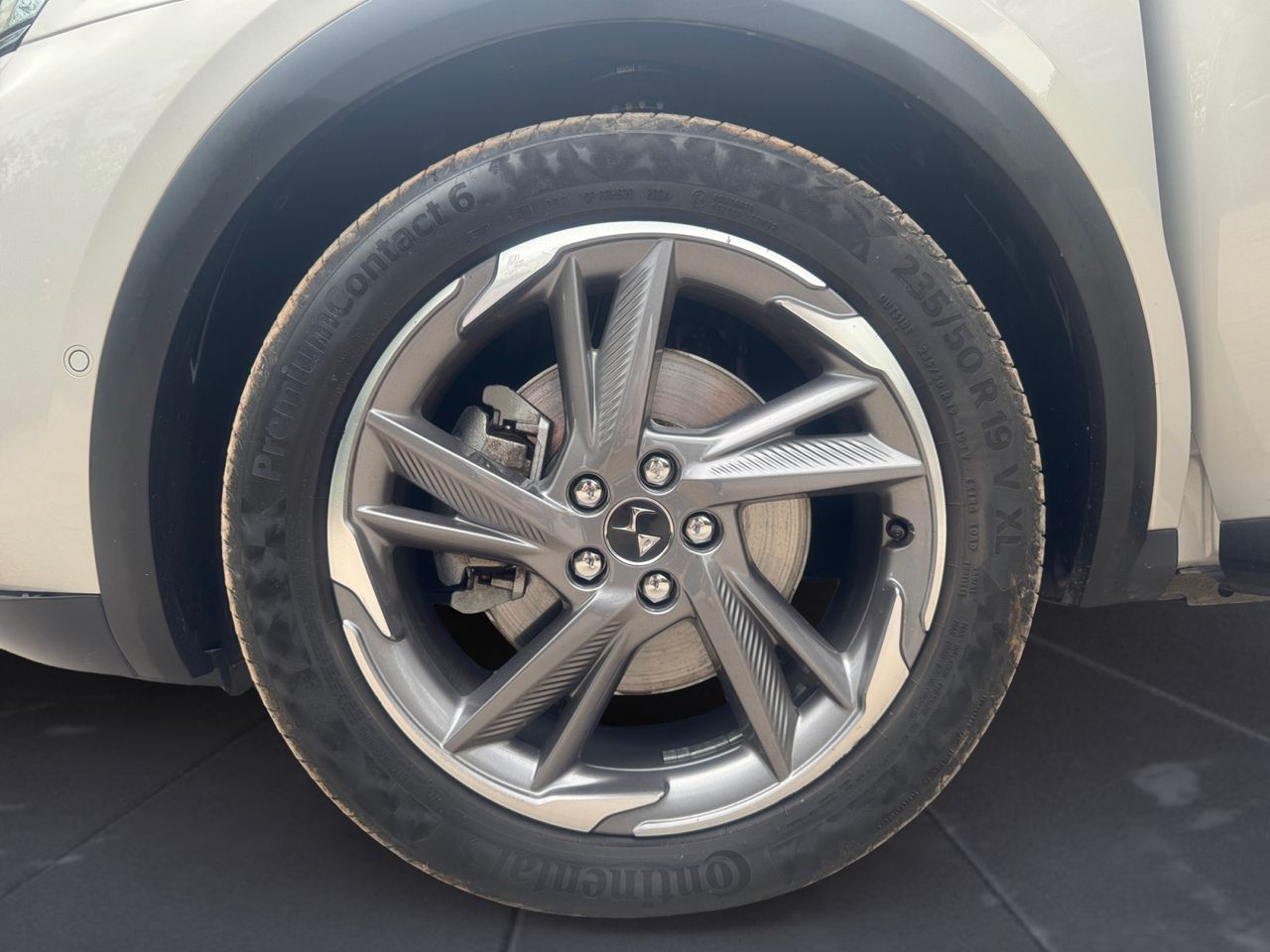 DS DS 7 Crossback E TENSE 225 LIGNE NOIRE - Foto 2