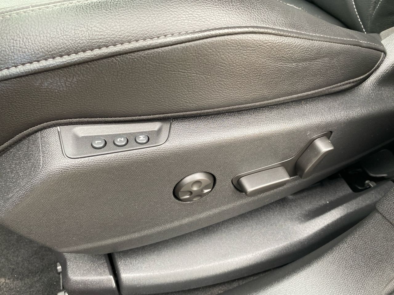 DS DS 7 Crossback  E TENSE 225 LIGNE NOIRE - Foto 2