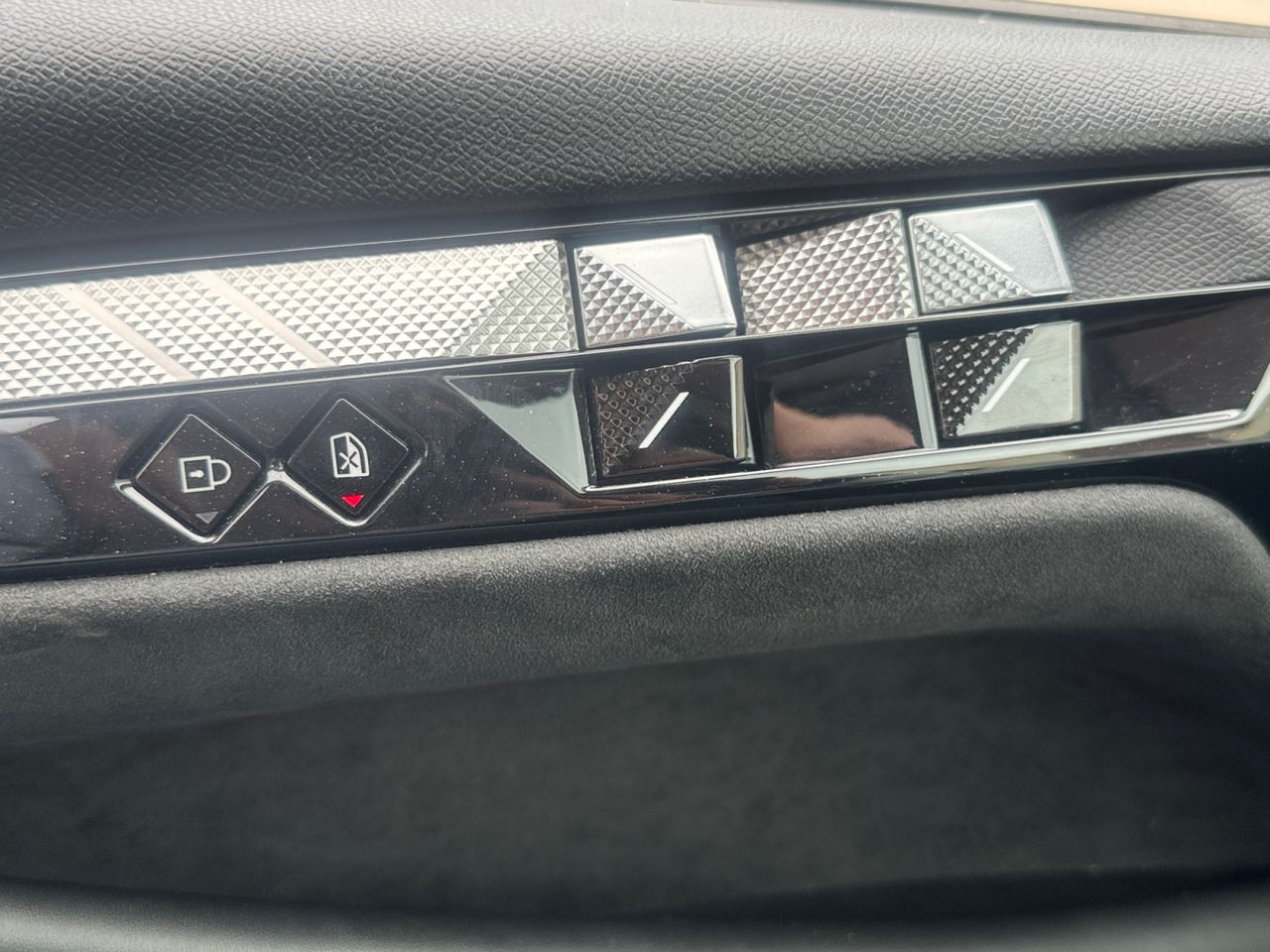 DS DS 4 BLUE HDI 130 CV AUT PERFORMANCE LINE - Foto 2