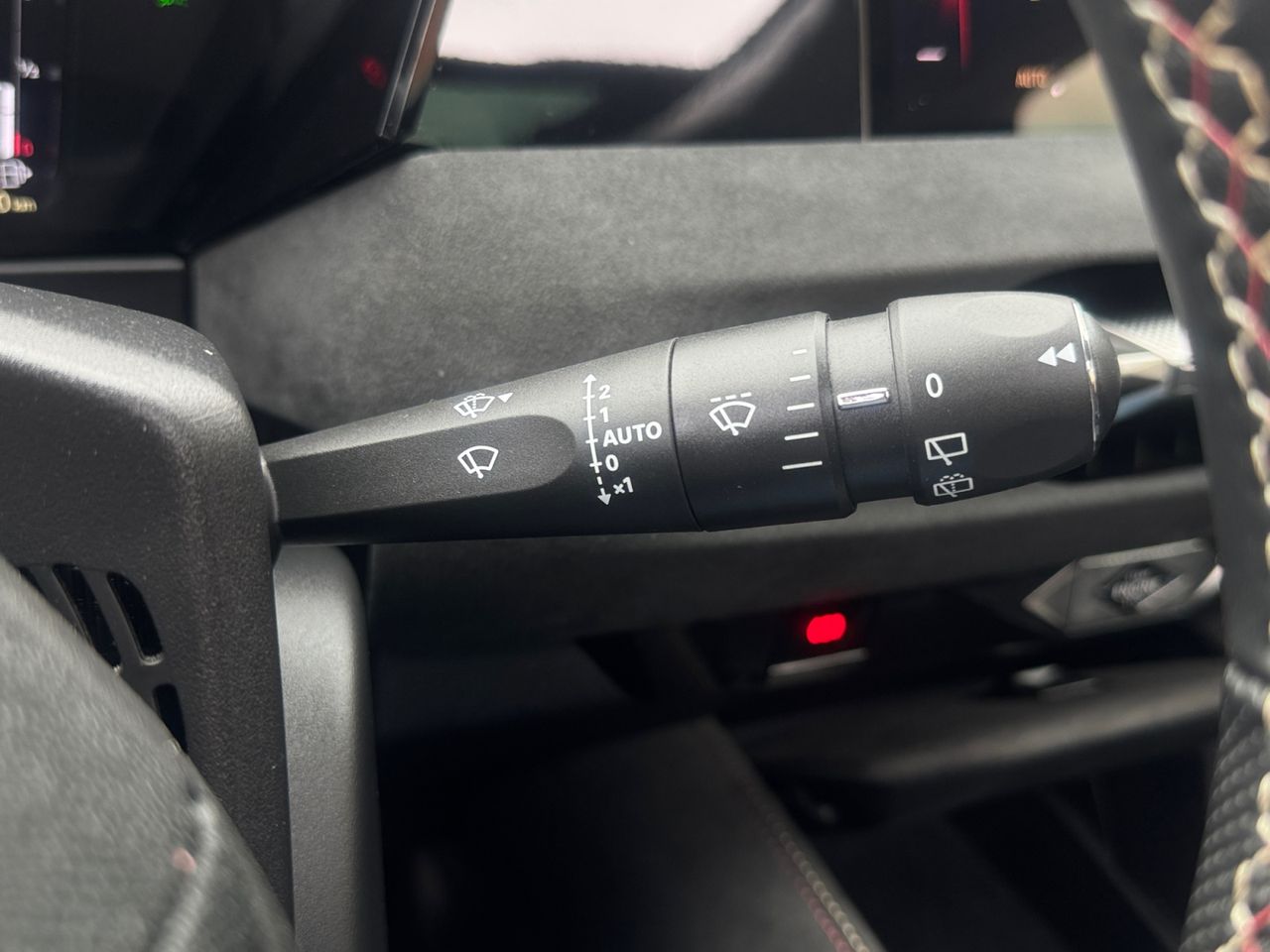 DS DS 4 BLUE HDI 130 CV AUT PERFORMANCE LINE - Foto 2