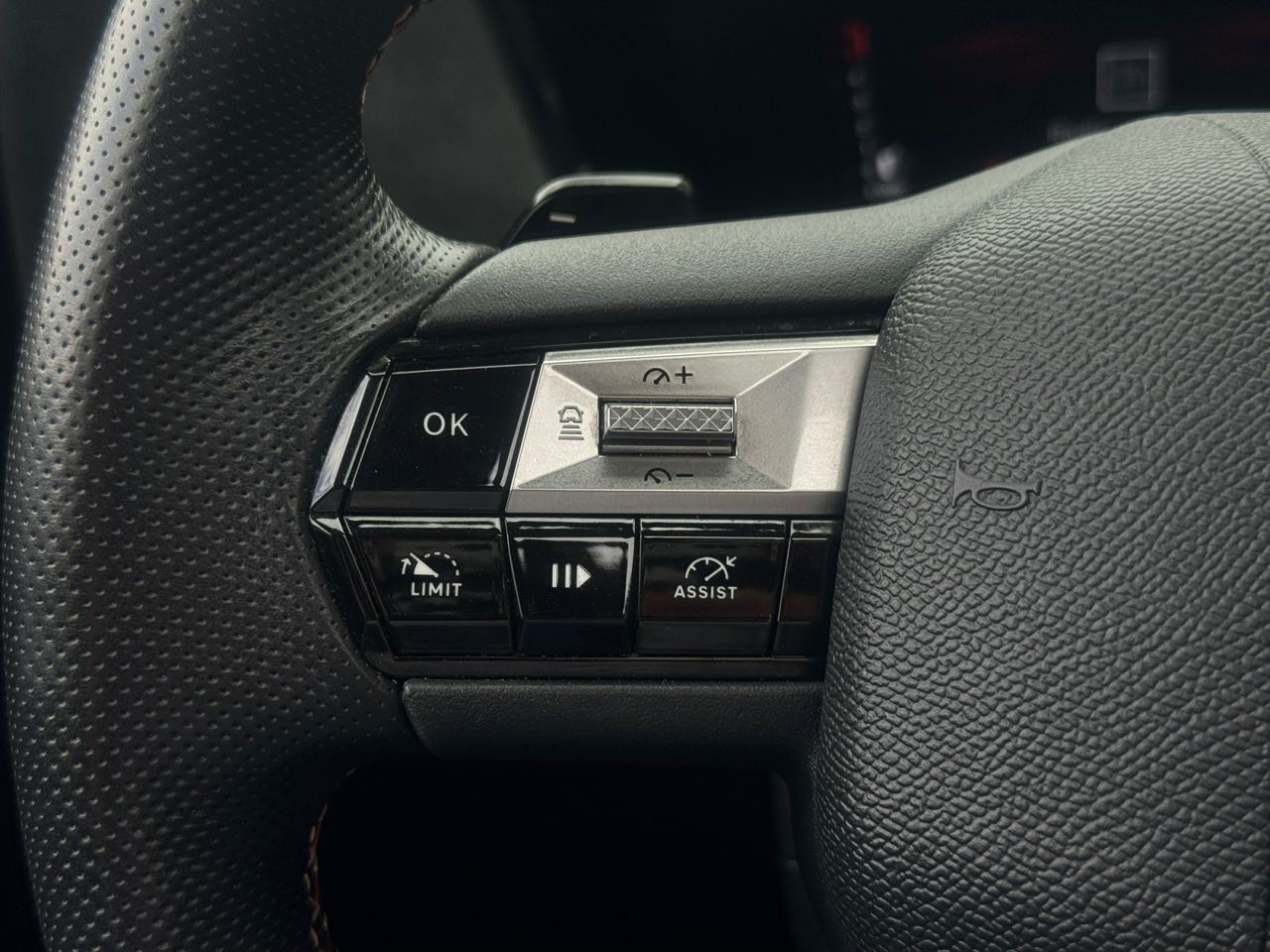 DS DS 4 BLUE HDI 130 CV AUT PERFORMANCE LINE - Foto 2