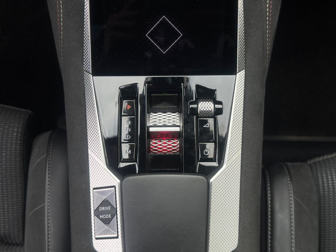 DS DS 4 BLUE HDI 130 CV AUT PERFORMANCE LINE - Foto 2