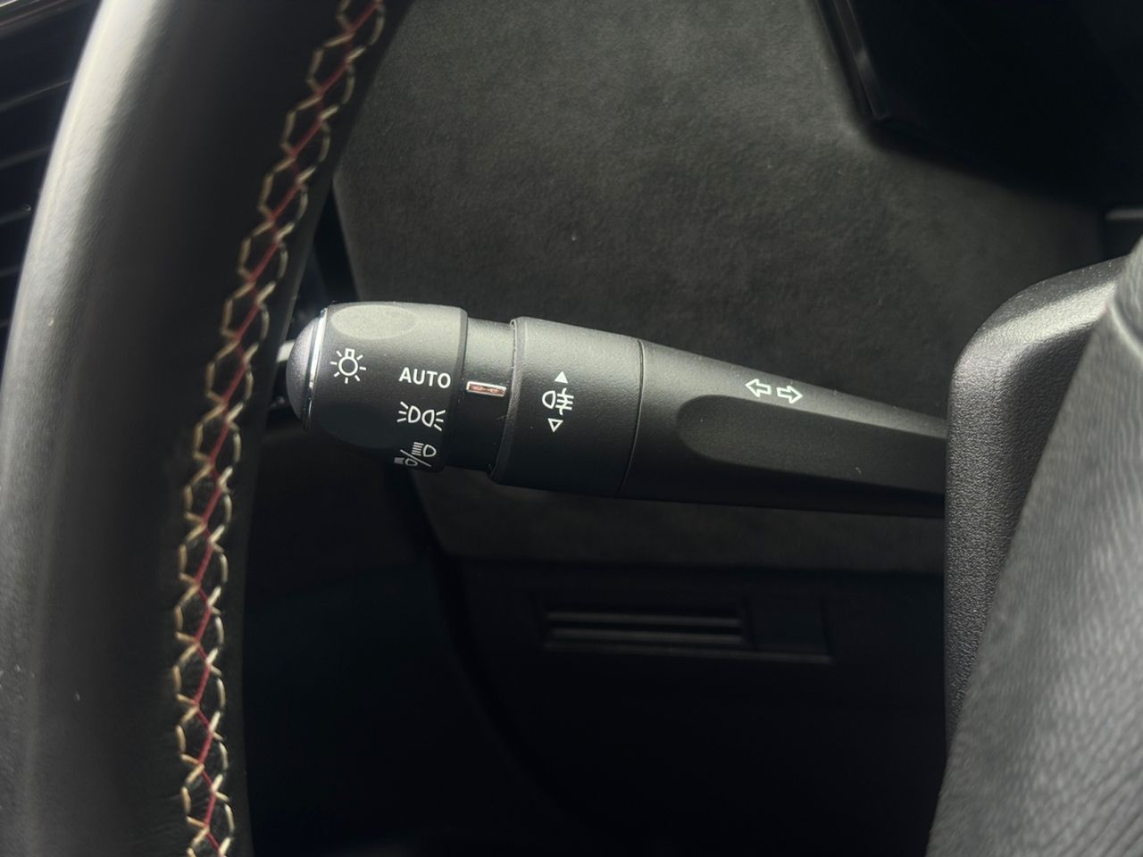 DS DS 4 BLUE HDI 130 CV AUT PERFORMANCE LINE - Foto 2