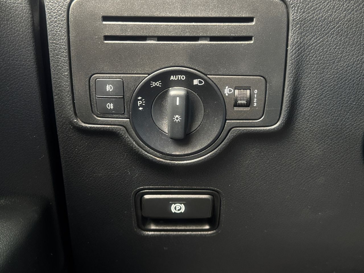 Mercedes Vito 110 CDI 75 KW FURGON PRO LARGA - Foto 2