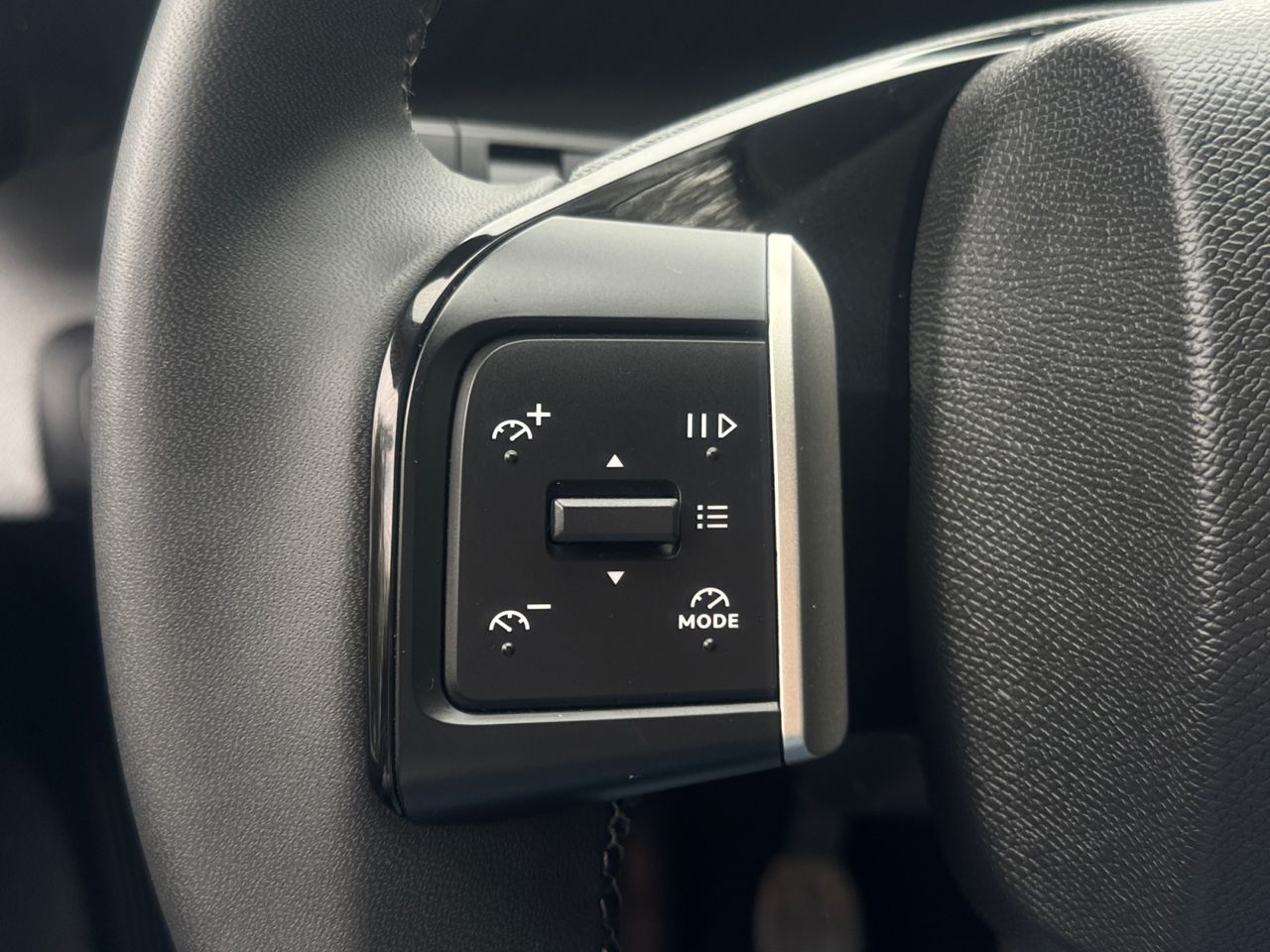 Citroën C3 Aircross TURBO 100 S%S 6V PLUS - Foto 2