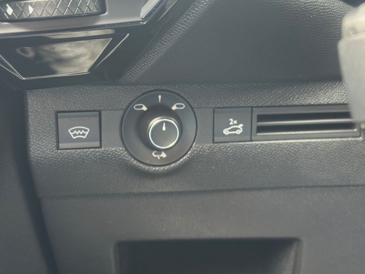 DS DS 7 BLUE HDI 130 AUT RIVOLI - Foto 2