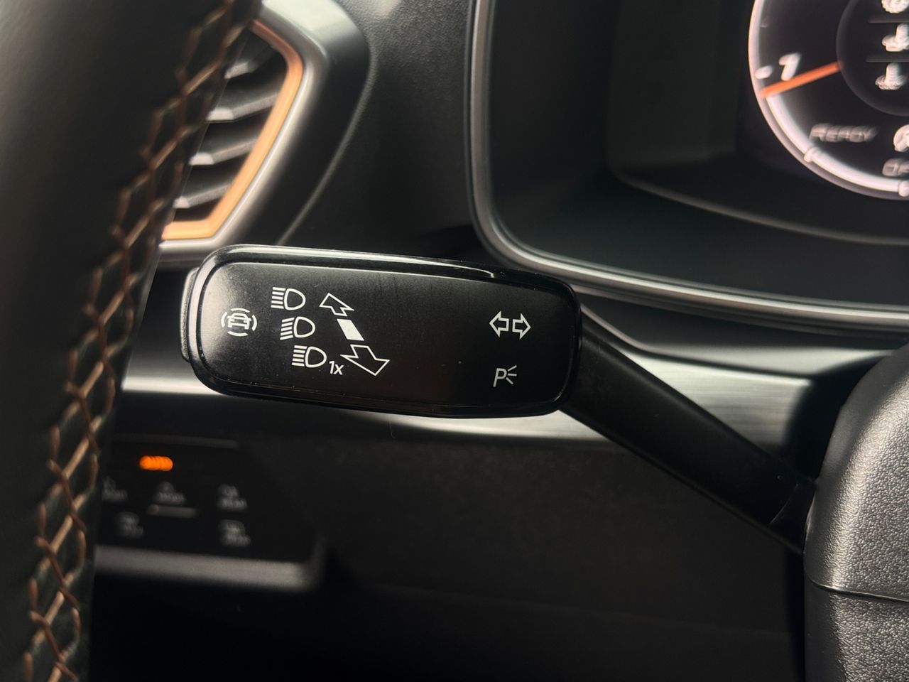 Cupra Formentor 2.0 TDI 150 DSG 4DRIVE - Foto 2