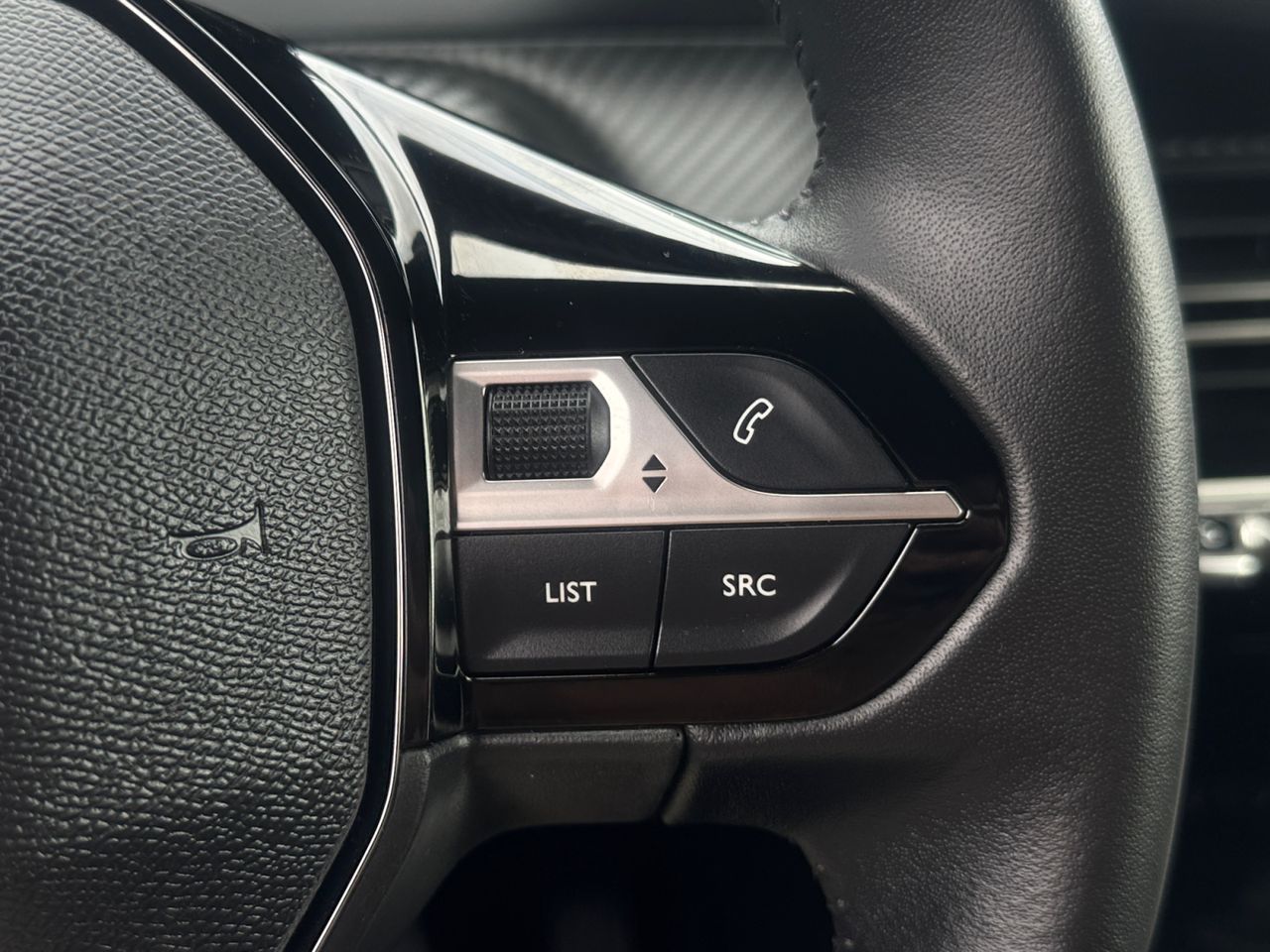 Peugeot 2008 ALLURE 100 CV - Foto 2