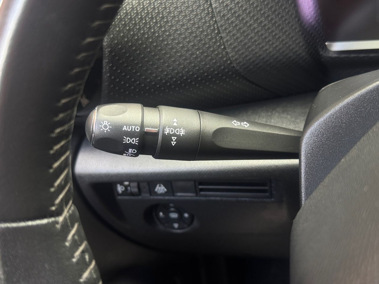 Citroën C4 BLUE HDI 130 EAT8 FEEL PACK - Foto 2