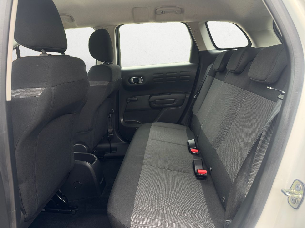 Citroën C3 Aircross BLUE HDI 110 CV FEEL - Foto 2