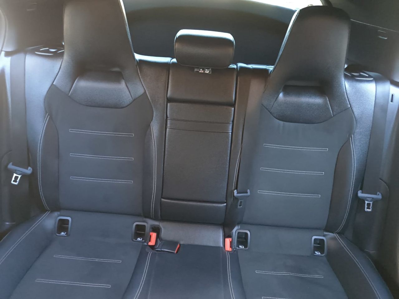 Mercedes Clase A 200 D AMG LINE - Foto 2