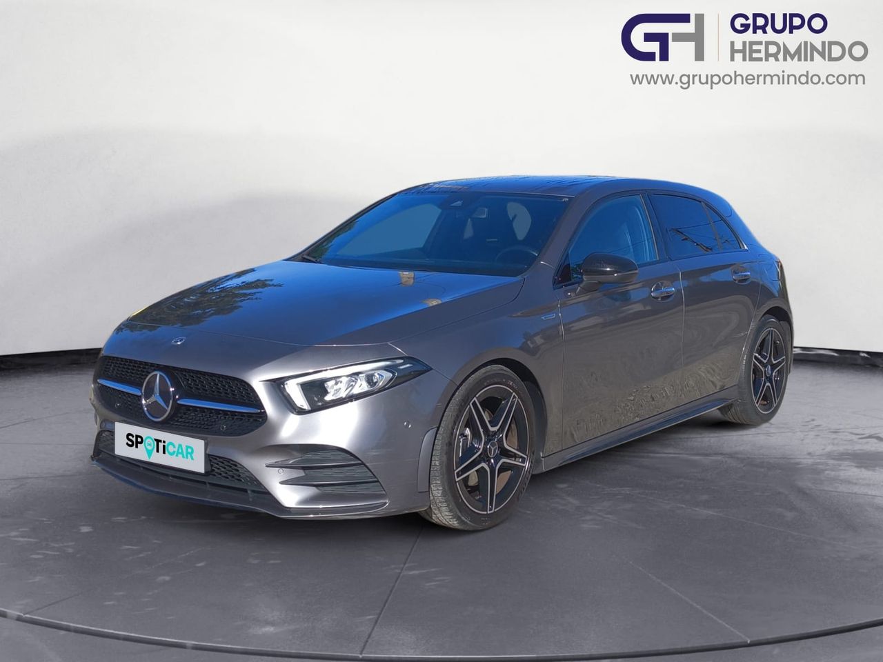 Mercedes Clase A 200 D AMG LINE - Foto 2