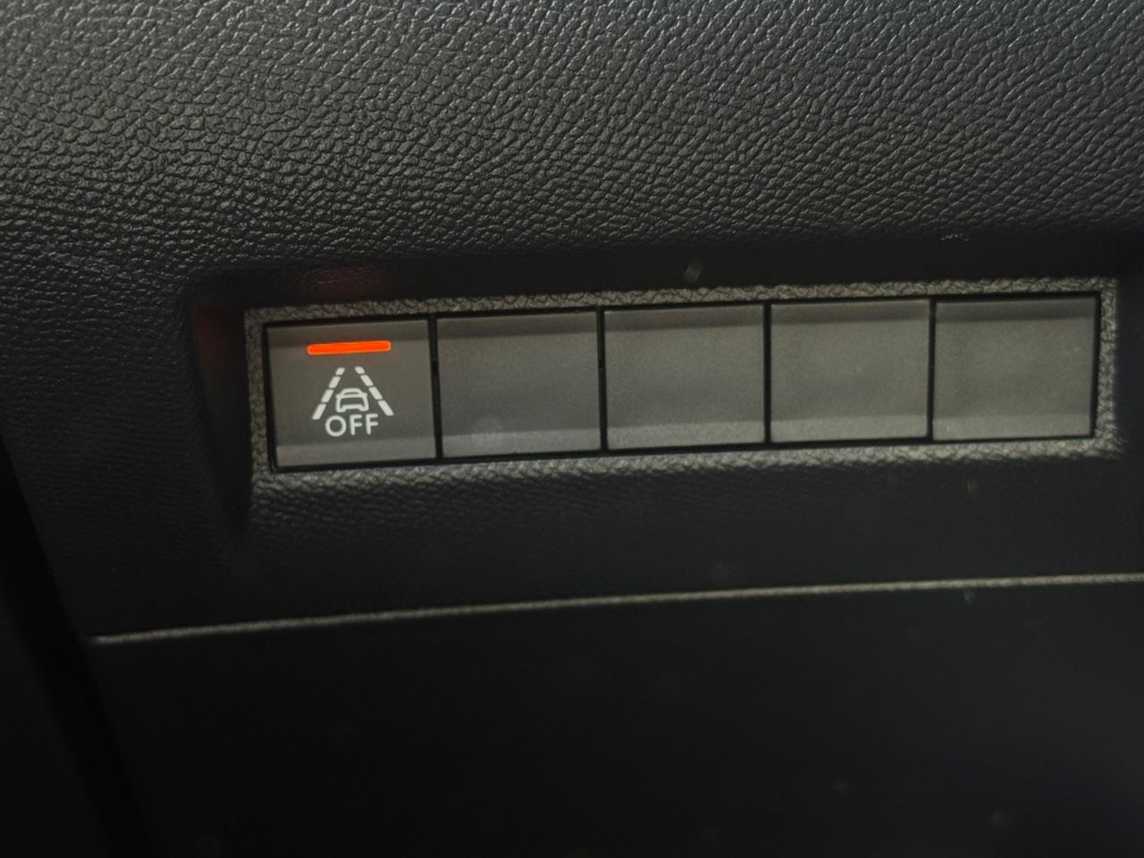 Peugeot e-208 GT ELECTRICO 136 CV - Foto 2