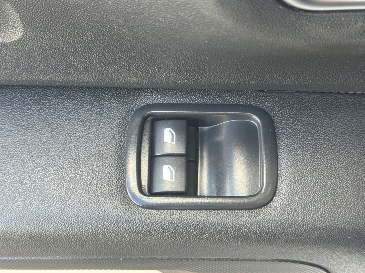 Citroën C3 BLUE HDI 100 CV FEEL - Foto 2