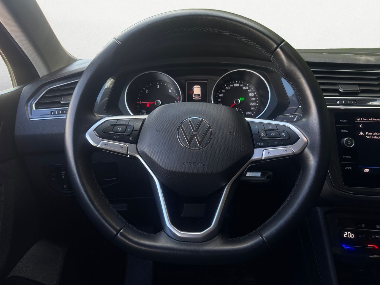 Volkswagen Tiguan 2.0 TDI LIFE DSG 110 KW 150 CV - Foto 2