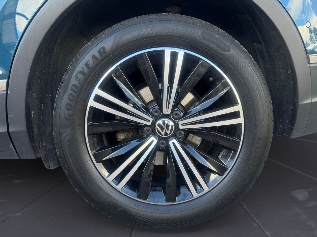 Volkswagen Tiguan 2.0 TDI LIFE DSG 110 KW 150 CV - Foto 2